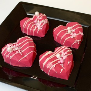 Cupcakes - Geode harten cakepops