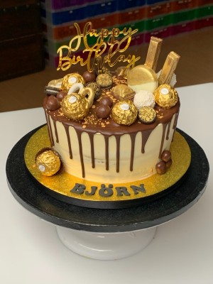 Drip Cake - Dripcake met Ferrero Rocher, Kitkat, chocolade, Oreo Björn