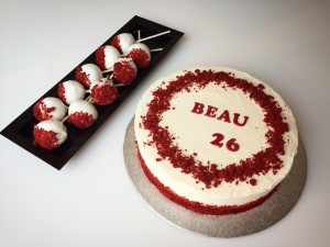 Cupcakes - Red velvet cake met cakepops