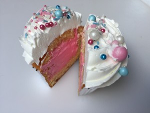 Cupcakes - Gender reveal cupcake