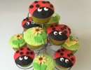 Cupcakes - Cupcakes met lieveheersbeestjes lady bug